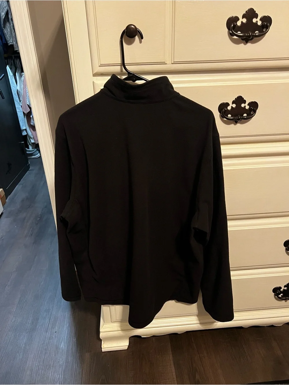 The North Face Men’s Quarter Zip Fleece Pullover